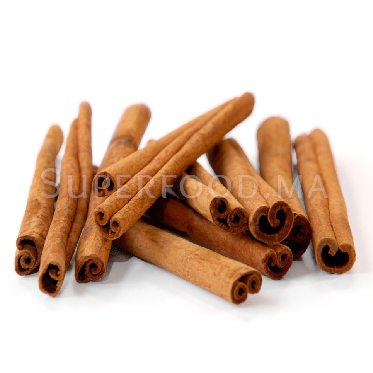 Cannelle en bâtons au Maroc قرفة